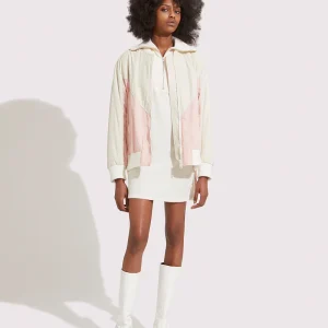 Asymmetrical oversized bomber