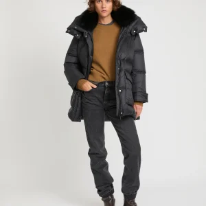 3/4 down jacket in water-repellent technical fabric with fox fur collar trim
