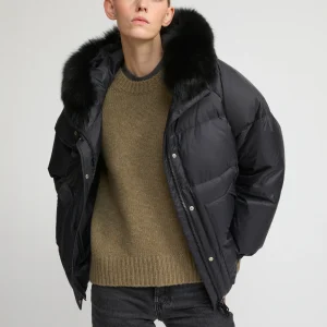 Short down jacket with raglan sleeves and fox fur trim
