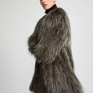 Long jacket in knitted fox fur