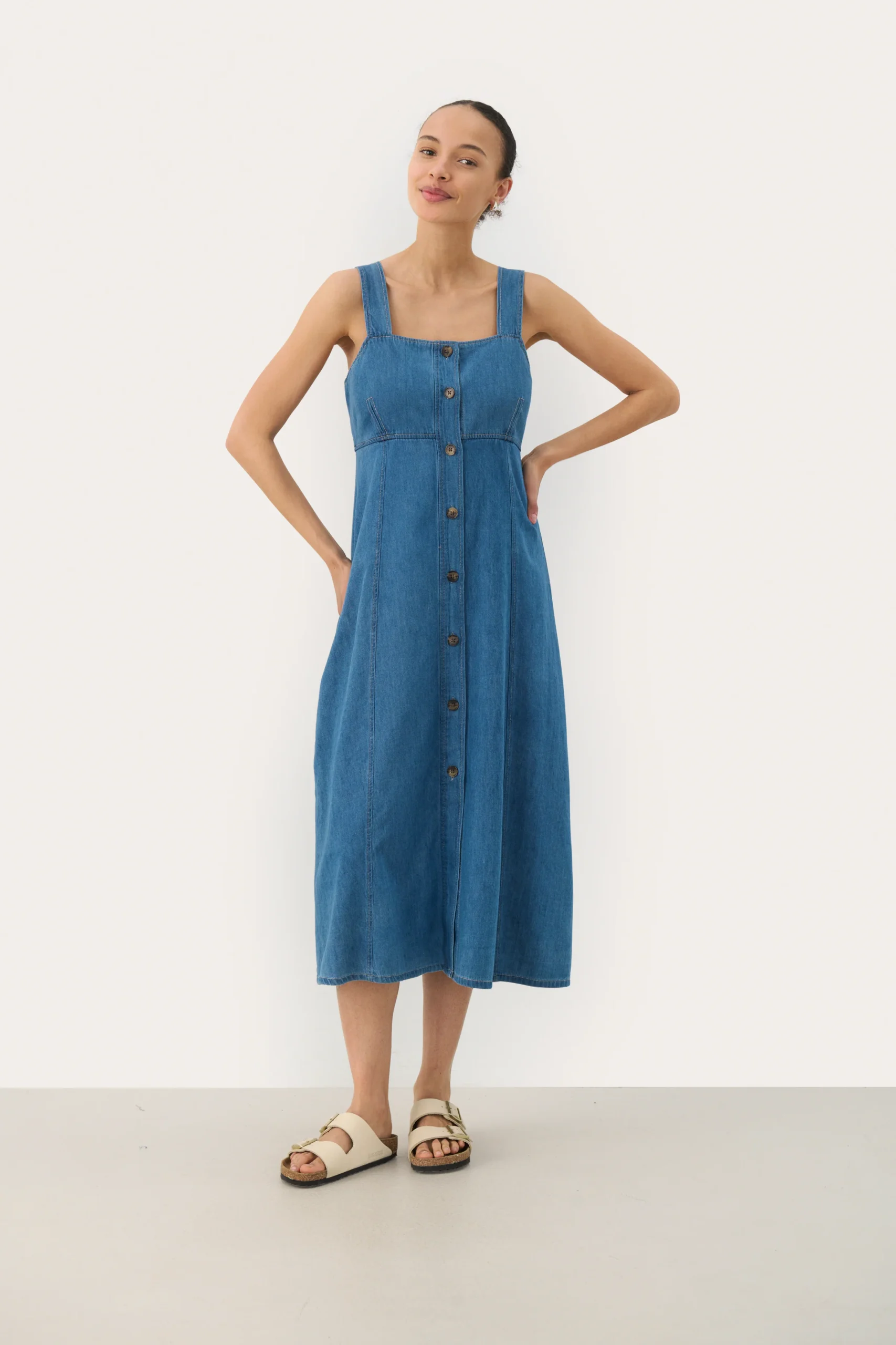 Raida Robe