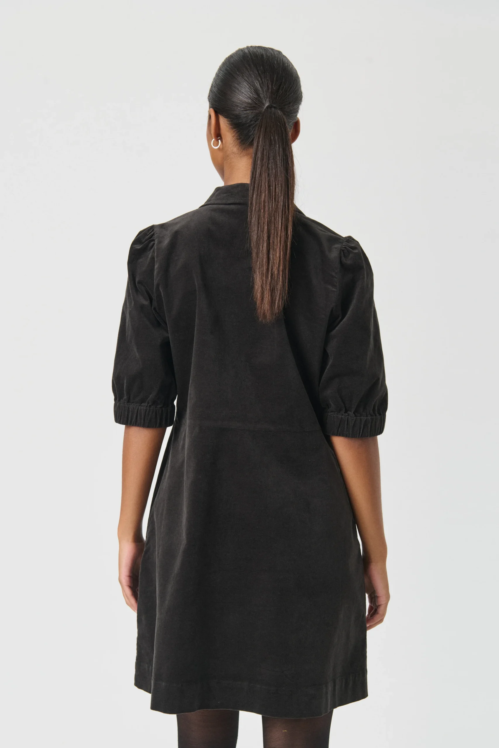 Eyvora Robe – Image 3